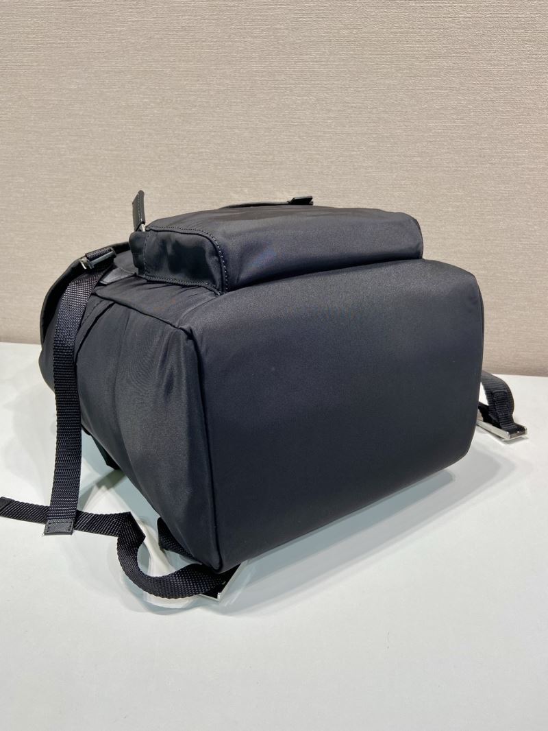Pra*a backpacks